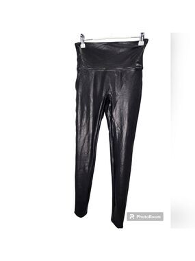 BEST-SELLING STYLE Faux Leather Leggings